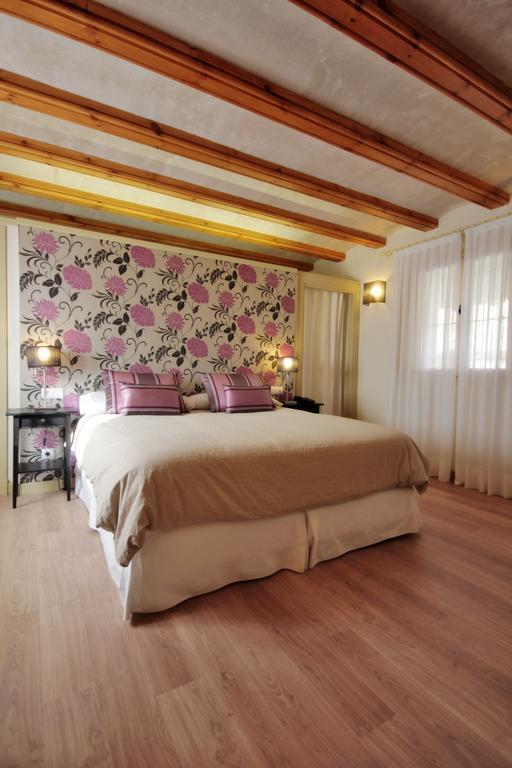 Hotel El Convent 1613 La Fresneda Bilik gambar
