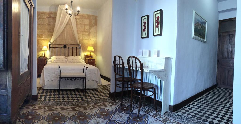 Hotel El Convent 1613 La Fresneda Luaran gambar