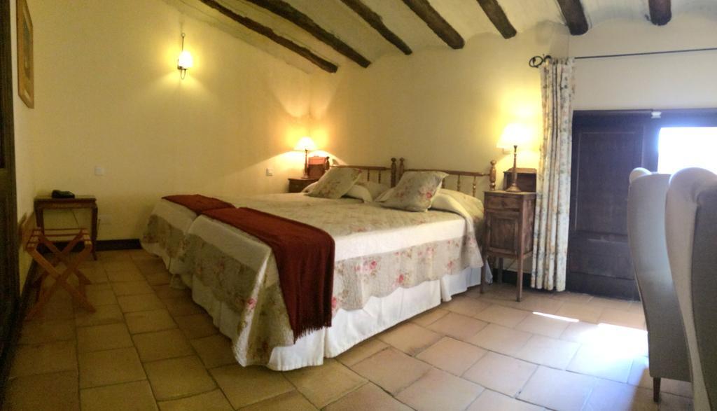 Hotel El Convent 1613 La Fresneda Luaran gambar